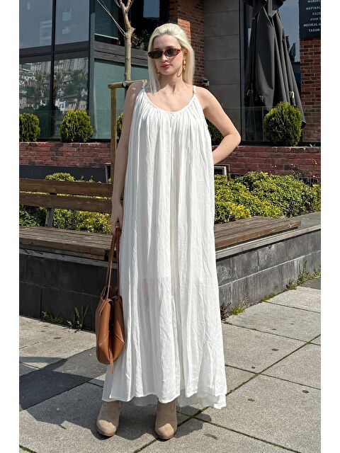 Madmext Beyaz Halter Yaka Yırtmaç Detaylı Desenli Uzun Elbise Mg2162 - S000228122-20063