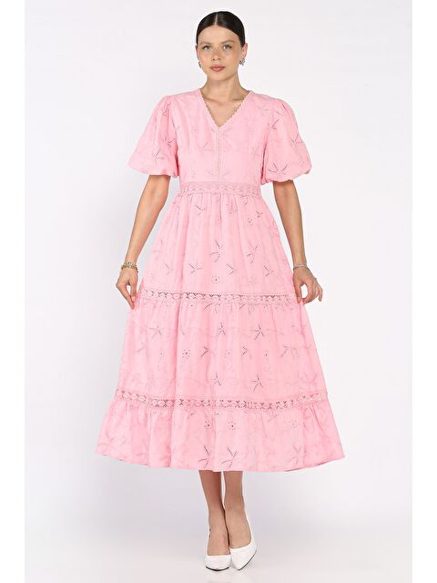 Gülseli Kadın V Yaka Balon Kol Fırfırlı Brode Elbise - S000399300-20024