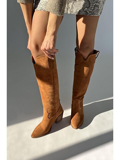 Straswans Nemy  Kadın Sivri Burun Hakiki Süet Deri Çizme Taba - S000512755-14955