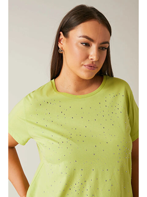 Stil Diva Büyük Beden Üzeri Taş İşlemeli Bisiklet Yaka Kısa Kollu Tişört - S000298666-29488