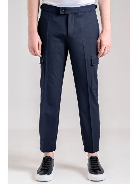 Sabri Özel Giotelli Erkek Lacivert Dar Kesim Slim Fit Yünlü Dokuma Kargo Cep Normal Bel 6 Drop Pantolon
