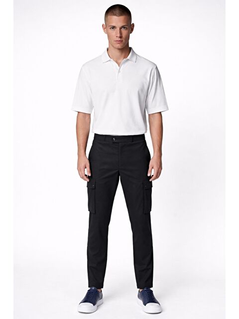 Sabri Özel Giotelli Erkek Siyah Dar Kesim Slim Fit Viskon Dokuma Kargo Cep Normal Bel Pantolon
