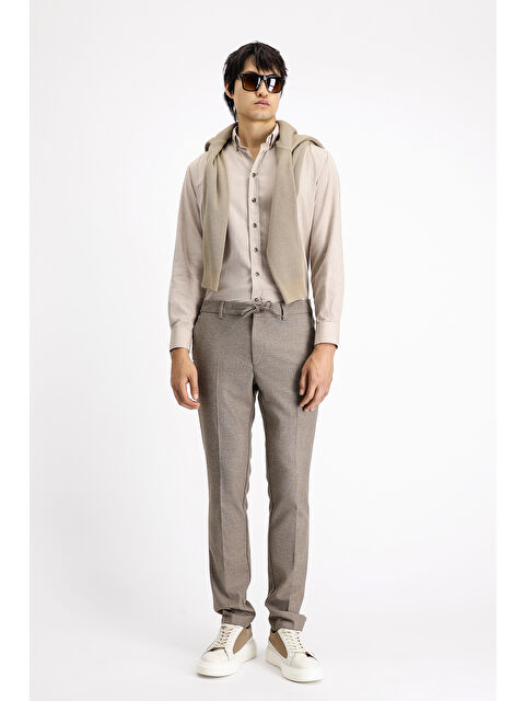 Kiğılı Super Slim Fit Ekstra Dar Kesim Beli Lastikli İpli Desenli Elastanlı Klasik Kumaş Pantolon - S000409374-29705