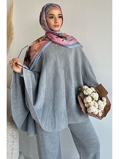 Julude Gülseli Kadın Gold Düğmeli Kemer Detaylı Triko Panço Pantolon Tesettür İkili Takım - S000491581-20600