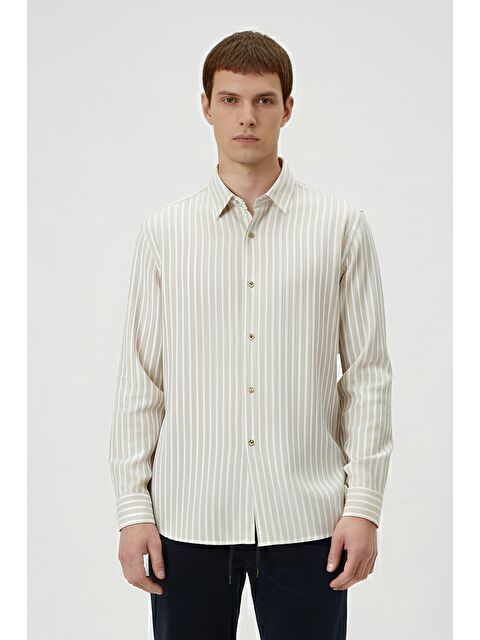 Sabri Özel Giotelli Bej Çizgili Oversize Fit Pamuk Keten Karışımlı Klasik Yaka Uzun Kol Gömlek - S000524968-19928