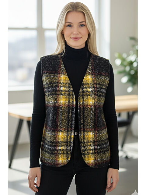 Chiccy İtalyan Siyah-Sarı V Yaka Kolsuz Ekose Kapamasız Kalın Casual Akrilik Dokuma Yelek 64 54 - S000486454-37446