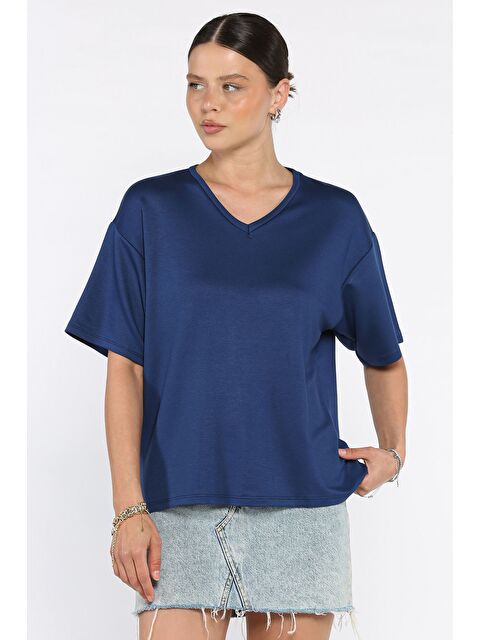 Gülseli Kadın V Yaka Basic Tişört - S000399341-21164