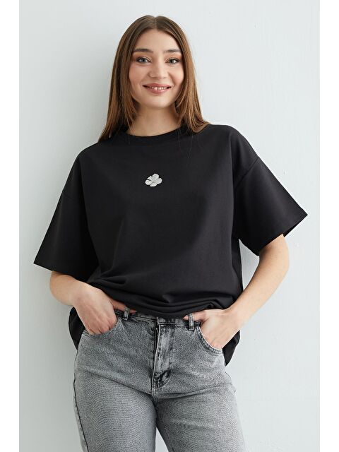Fullamoda Lotus Çiçeği Kabartmalı Oversize Tişört - S000496691-19351