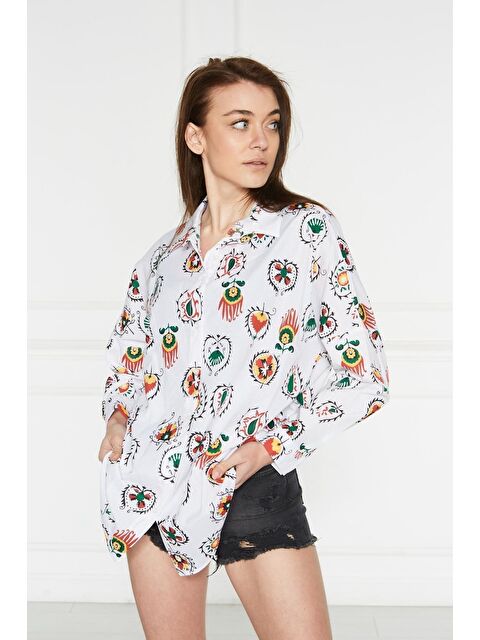 Comstar Kadın Oversize Renkli Desenli Uzun Basic Gömlek