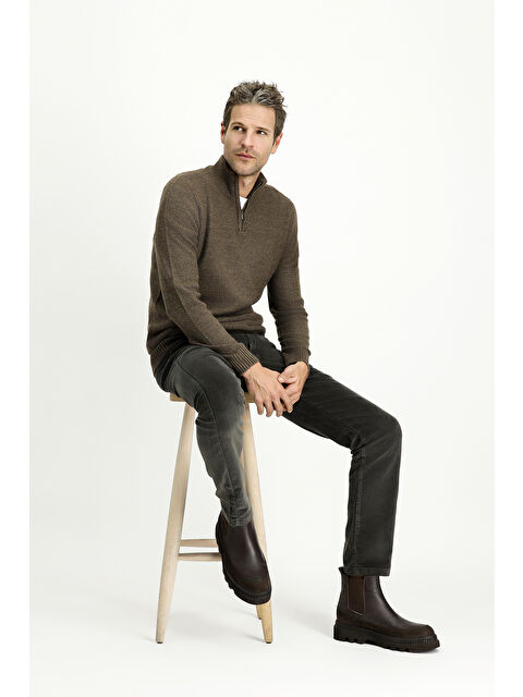 Kiğılı Slim Fit Dar Kesim Elastanlı Kadife Pantolon