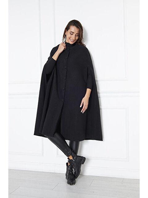 Comstar Kadın Trend Düğmeli Siyah Kaşe Pelerin Panço