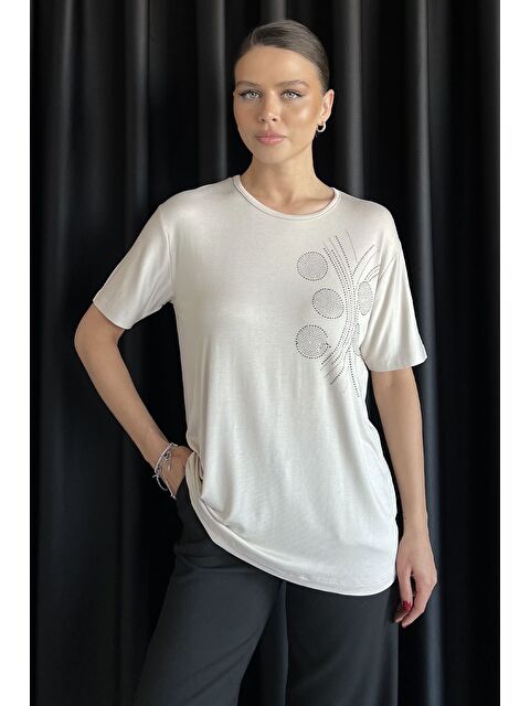 Gülseli Kadın Taş İşlemeli Bisiklet Yaka Elastanlı Tişört - S000399360-25636