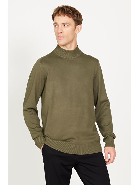 Altınyıldız Classics Erkek Haki Standart Fit Normal Kesim Yarım Balıkçı Yaka Triko Kazak - S000403286-18547