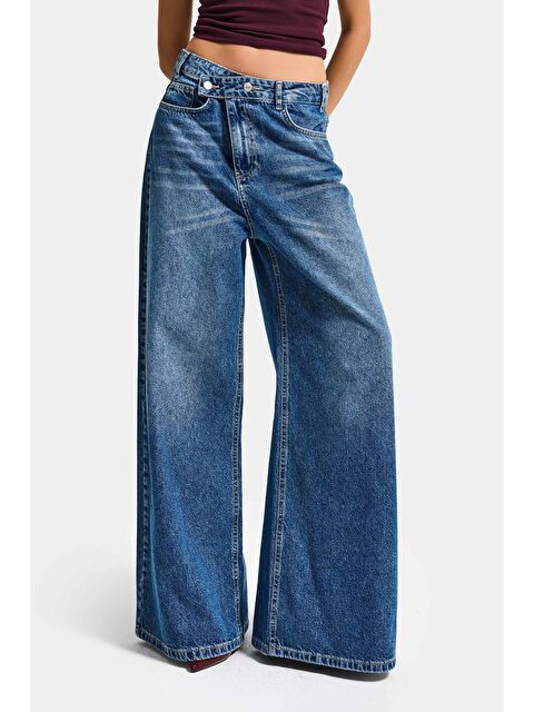 It's Basic Kadın Mavi 2s6-4 Mega Baggy Fit Kemer Detaylı Bol Kesim Denim Jean - S000511781-17234
