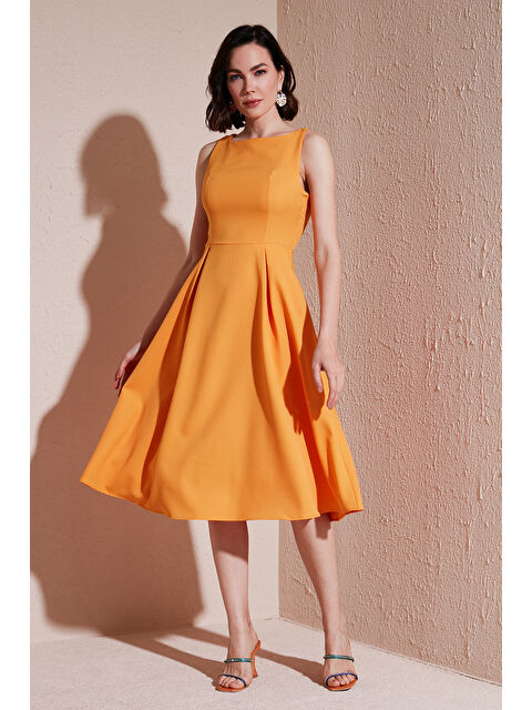 Lela Bisiklet Yaka Cepli Pileli Midi Kadın Elbise 6051963 - S000001454-7379