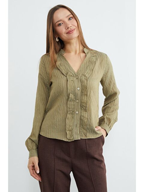 Fullamoda Önü Fırfırlı Çizgili Jakarlı Gömlek - S000504153-18547