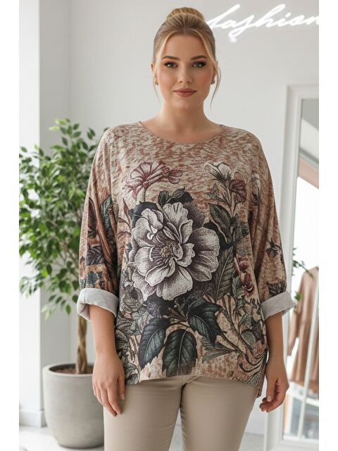 Chiccy İtalyan Büyük Beden Camel Havuz Yaka Uzun Kol Dijital Baskılı Casual Triko Bluz 75 68 - S000486573-4557