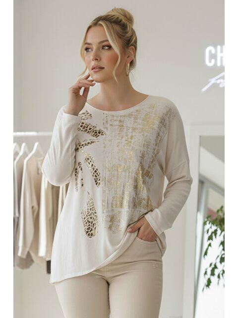 Chiccy İtalyan Büyük Beden Bej Havuz Yaka Uzun Kol Varak Baskılı Casual Triko Bluz 70 68 - S000486583-19928