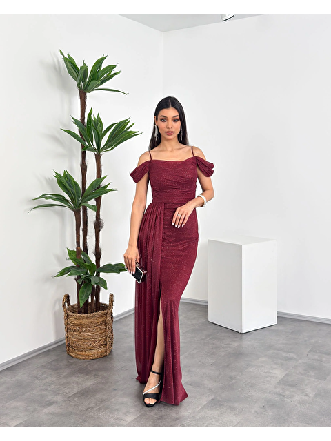 Mialora İp Askılı Düşük Omuz Detaylı Drapeli Önden Yırtmaçlı Simli Maxi Kadın Abiye Elbise - S000514052-19951