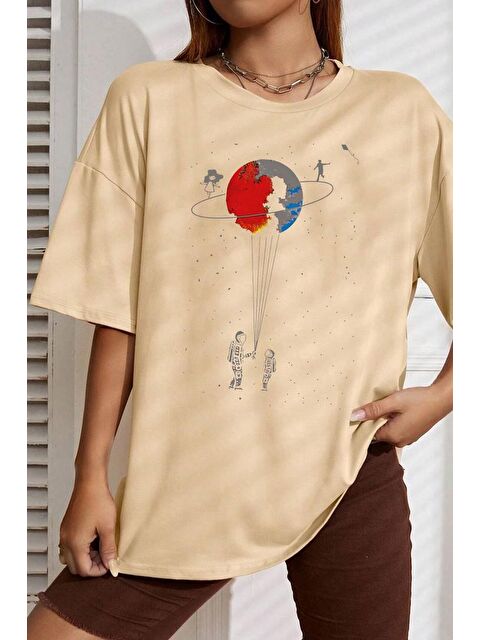 uyguntarz Evren Temalı Baskılı T-shirt - S000244104-19928