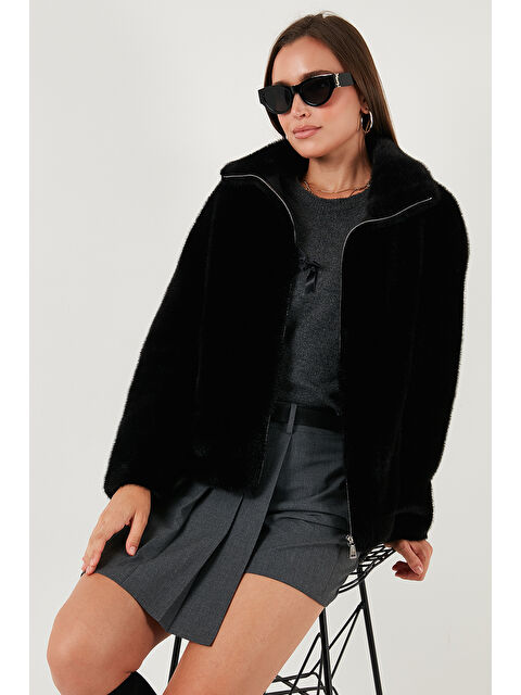 Lela Oversize Fit Dik Yaka Fermuarlı Kürk 497ZETA - S000444285-19351