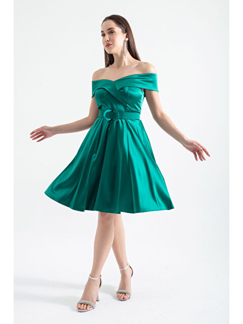 Lafaba Kadın Zümrüt Yeşili Kayık Yaka Kemerli Saten Abiye Elbise - S000496646-18709