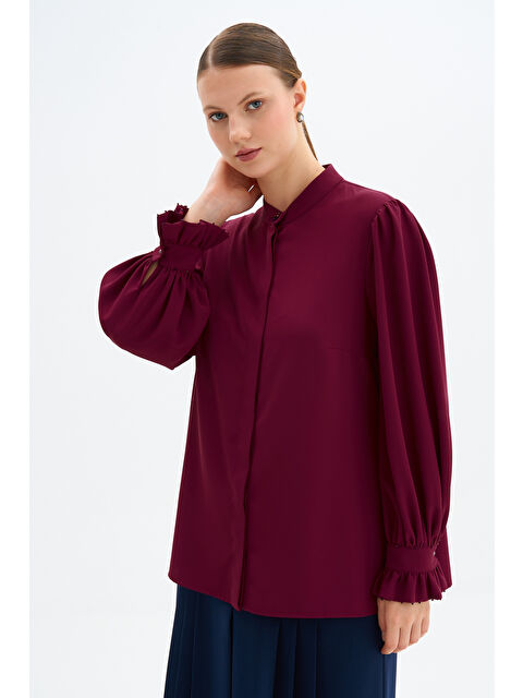 AKER Mürdüm Hakim Yaka Kolları Fırfırlı Bluz - S000503864-20036