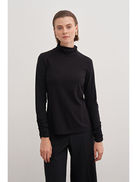 AKER Siyah Büzgü Detaylı Bluz - S000503865-19351