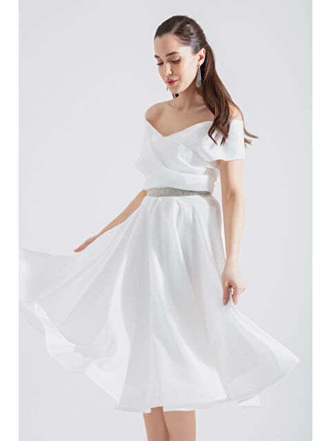 Lafaba Kadın Beyaz Kayık Yaka Şerit Taşlı Midi Abiye Elbise - S000496678-20063