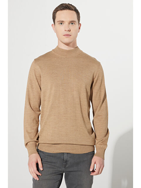 Altınyıldız Classics Erkek Vizon Standart Fit Normal Kesim Yarım Balıkçı Yaka Yünlü Triko - S000402566-26429