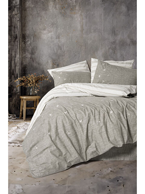 Varol Pamuk Box Klein Nakışlı Çift Kişilik Nevresim Takımı Moke Kahve - S000448093-23173