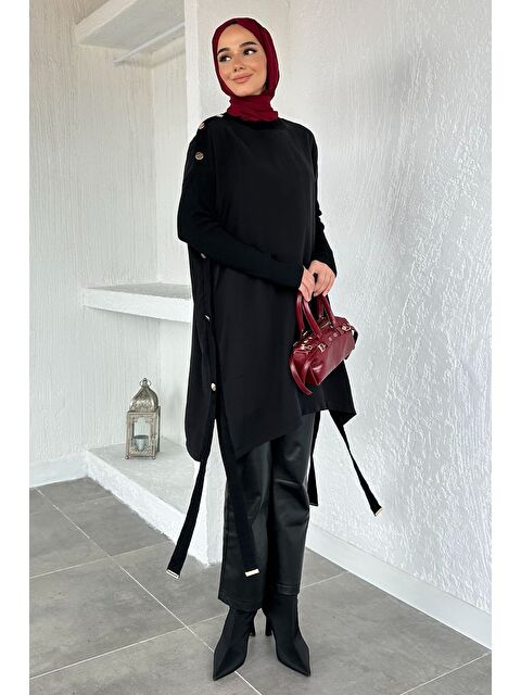 Julude Yan Düğmeli Tesettür Tunik