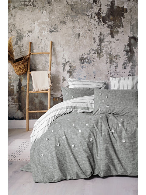 Varol Pamuk Box Klein Nakışlı Çift Kişilik Nevresim Takımı Patara Gri - S000448101-23173
