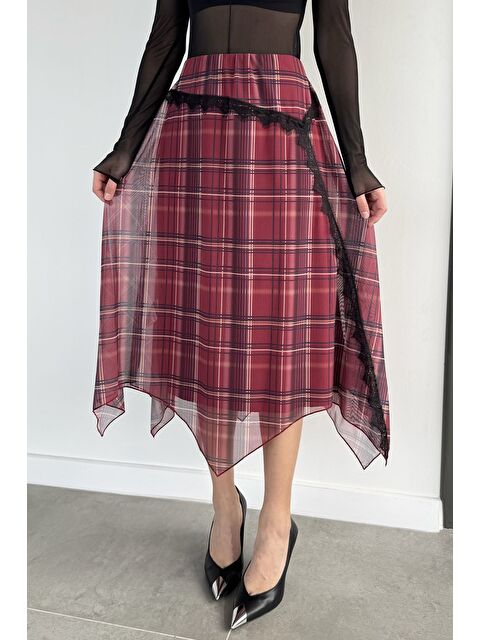 Gülseli Kadın Bel Lastikli Ekose Desenli Güpür Detaylı Asimetrik Etek - S000491557-19951