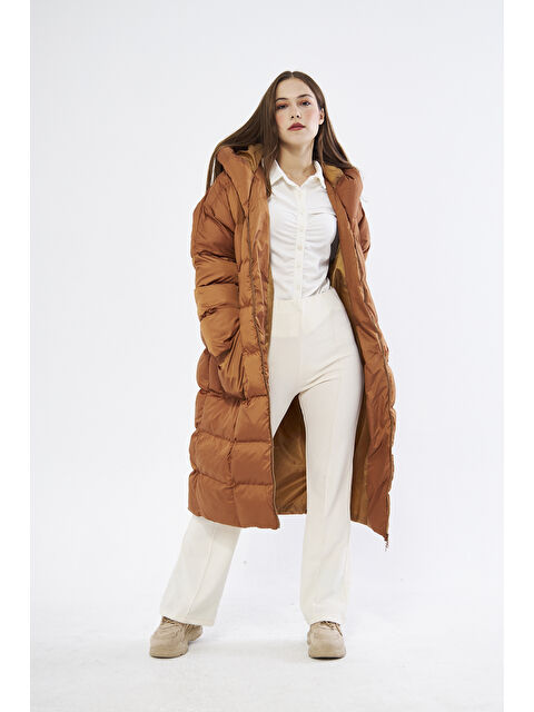 Comstar Kadın Siyah Kapüşonlu Uzun Oversize Şişme Mont - S000266351-14955