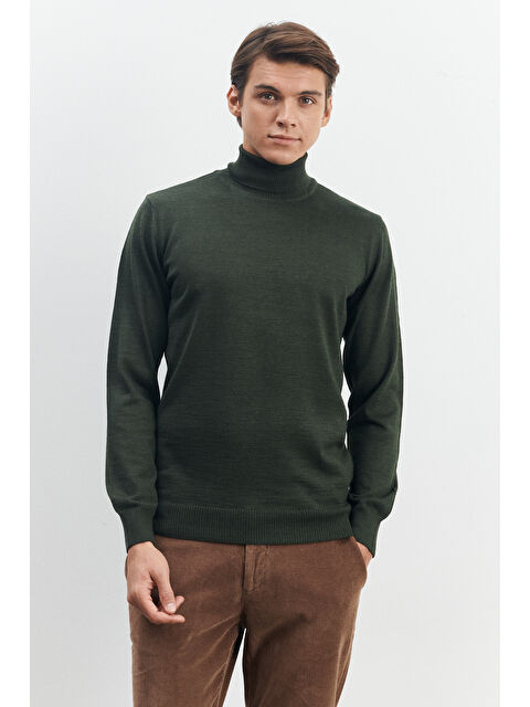 Altınyıldız Classics Erkek Haki Standart Fit Normal Kesim Tam Balıkçı Yaka Yünlü Triko Kazak - S000402577-18547