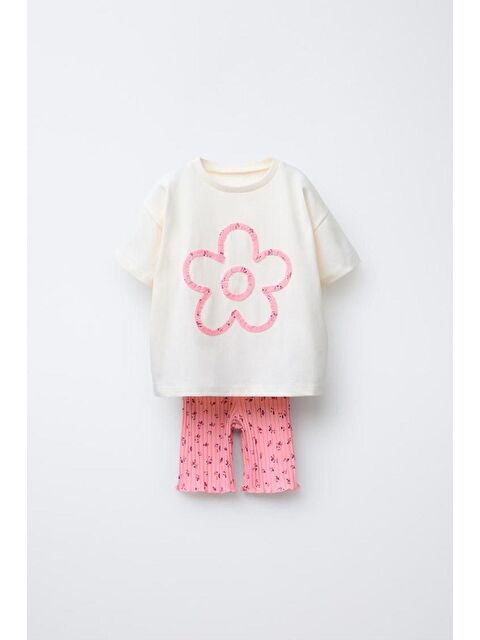 Monila Kız Çococuk Çiçek Aplike Detaylı Şortlu Altüst Takım - S000516251-37662
