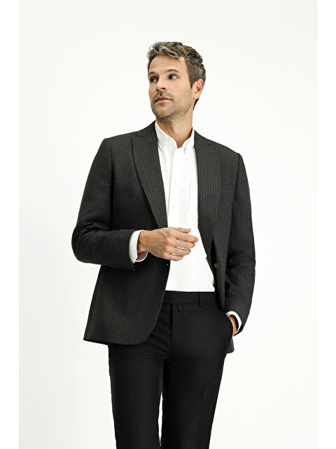 Kiğılı Regular Fit Çizgili Kruvaze Ceket