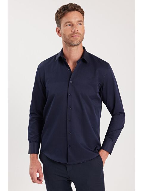 TUDORS Erkek Regular Fit Klasik Kesim Pamuklu Düz Lacivert Gömlek - S000520305-21164