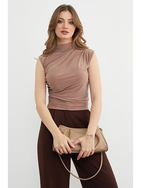 Fullamoda Omzu Ve Yanları Drapeli Dik Yaka Bluz - S000381392-26429