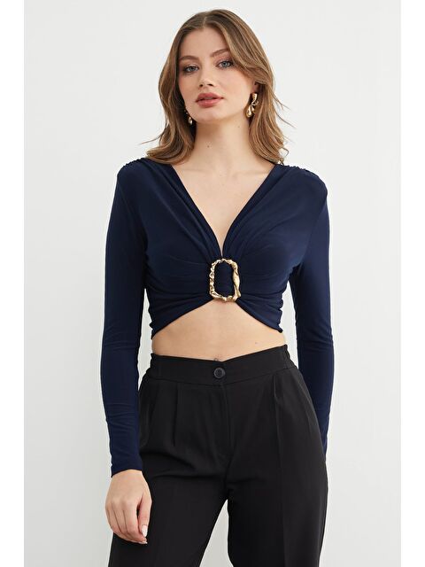 Fullamoda Drapeli Tokalı Omuz Vatkalı Crop Bluz - S000496680-21164