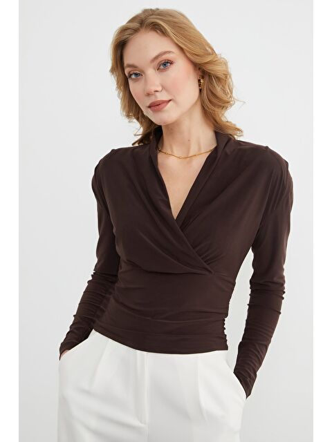 Fullamoda Omuz Vatkalı Kruvaze Yaka Bluz - S000487599-19413