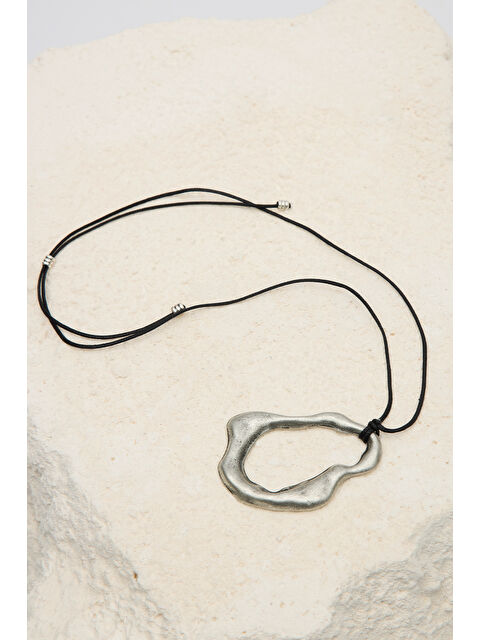 Manuka Soyut Uçlu Kolye Gümüş - S000487367-18105