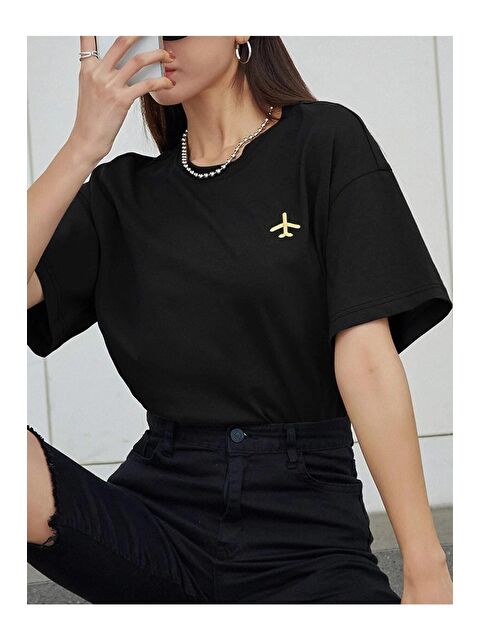 Trendseninle Kadın Siyah Airplane Baskılı Oversize Tişört - S000116520-19351