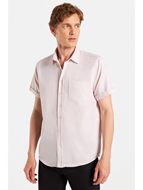 TUDORS Erkek Regular Fit Klasik Kesim Kısa Kollu Pamuklu Tek Cepli Armürlü Bej Gömlek - S000520348-19928