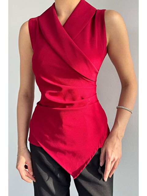 Gülseli Kadın Kruvaze Yaka Drape Detaylı Asimetrik Bluz - S000491602-19951