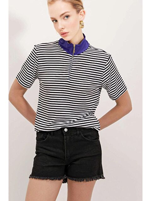 Hazelin Kadın Saks Mavi Fermuarlı Polo Yaka Çizgili Tişört HZL23S-BD104971 - S000155197-23710