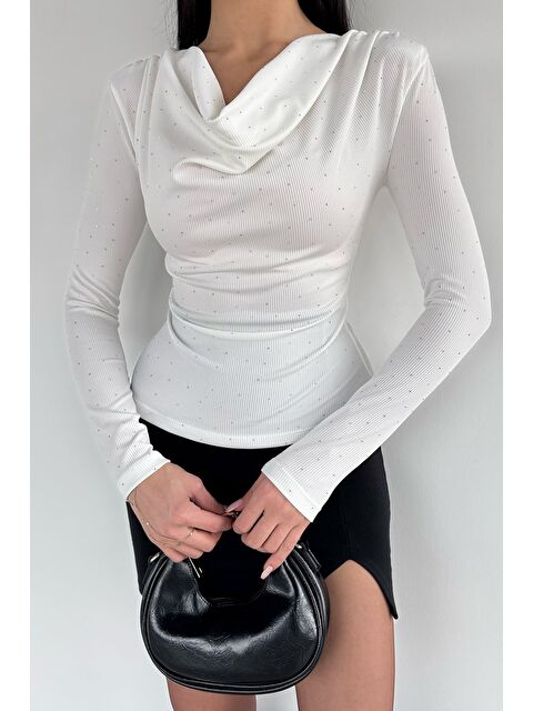 Gülseli Omuz Vatkalı Degaje Yaka Taşlı Bluz - S000491600-19966