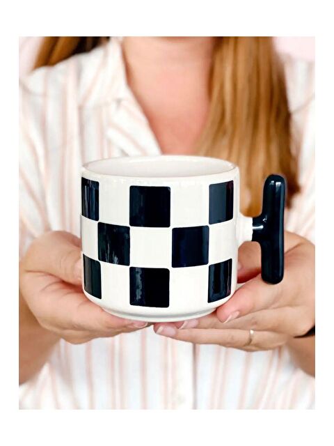 Bikutumutluluk Siyah Beyaz Damalı Hediye Kupa Fincan - S000180549-23173