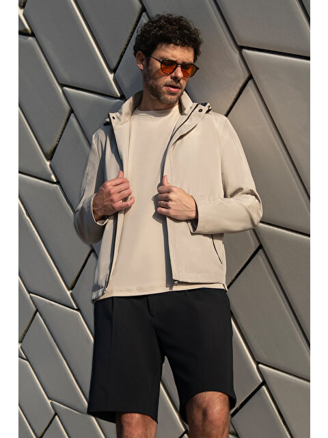 Kiğılı Kapüşonlu Spor Mevsimlik Mont